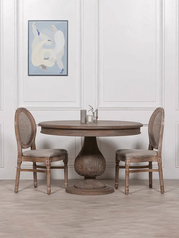 American Retro Solid Wood Round Dining Table