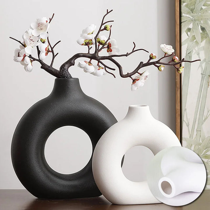 Minimalist Simple Vase Donut Shape Single Flower
