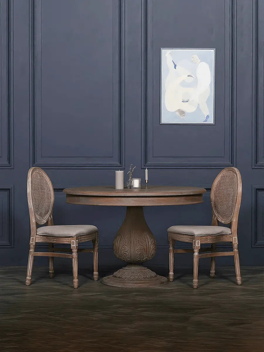 American Retro Solid Wood Round Dining Table